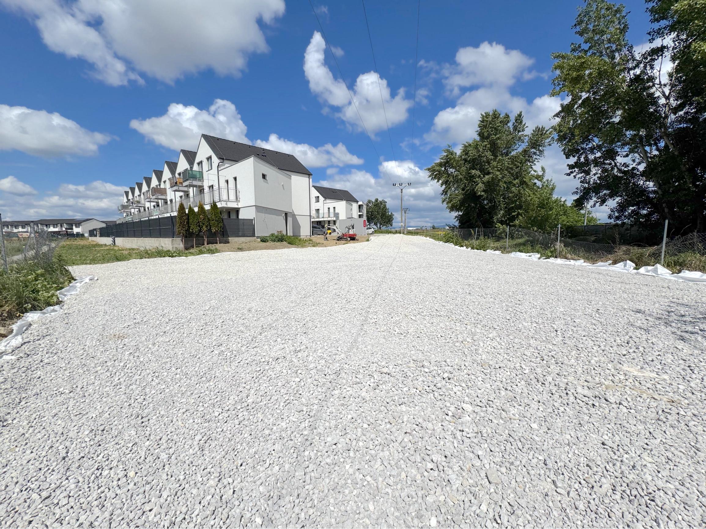 Prenájom pozemku Malý Biel, okres Senec