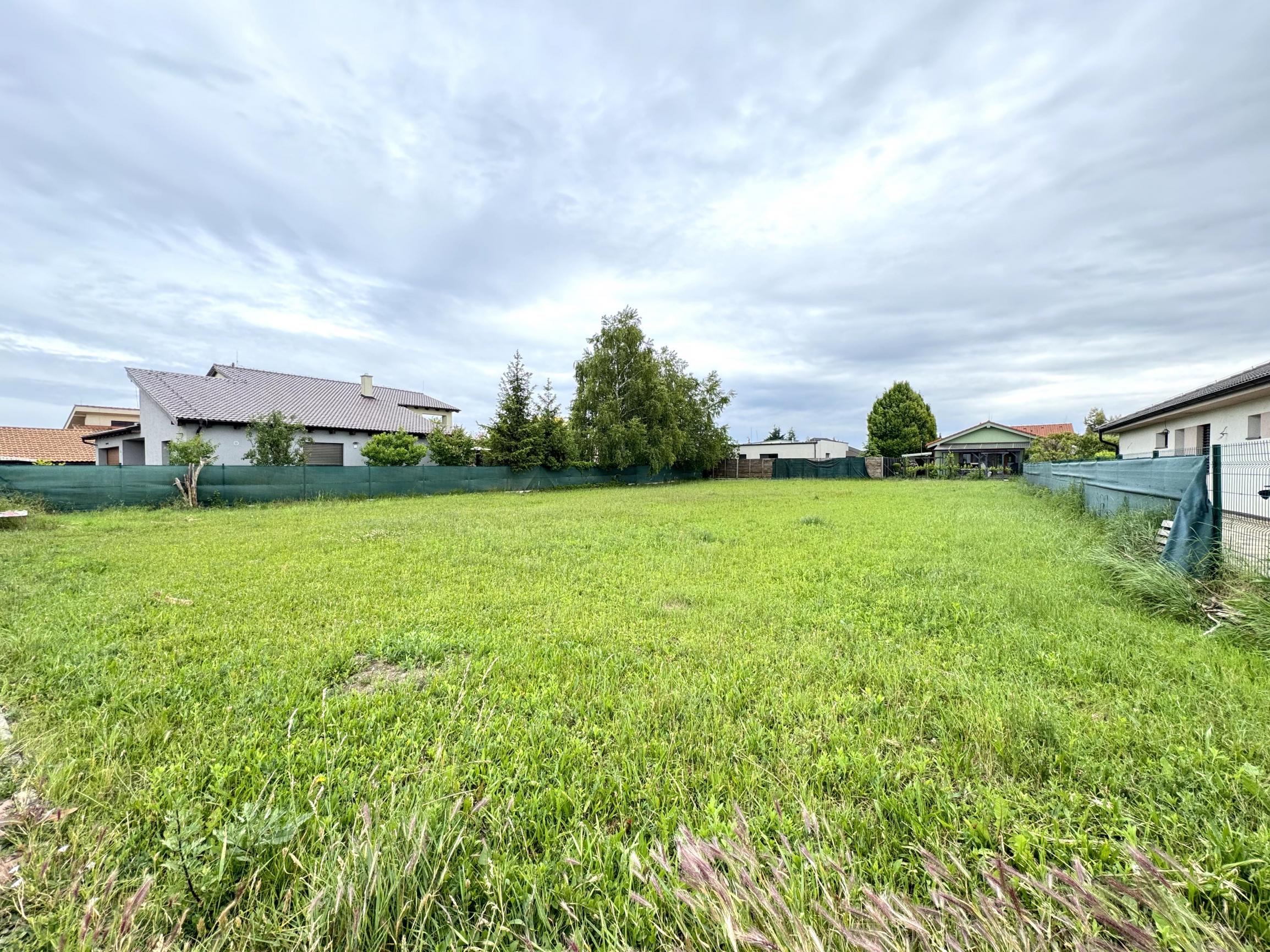 Predaj exkluzívny stavebný pozemok Senec