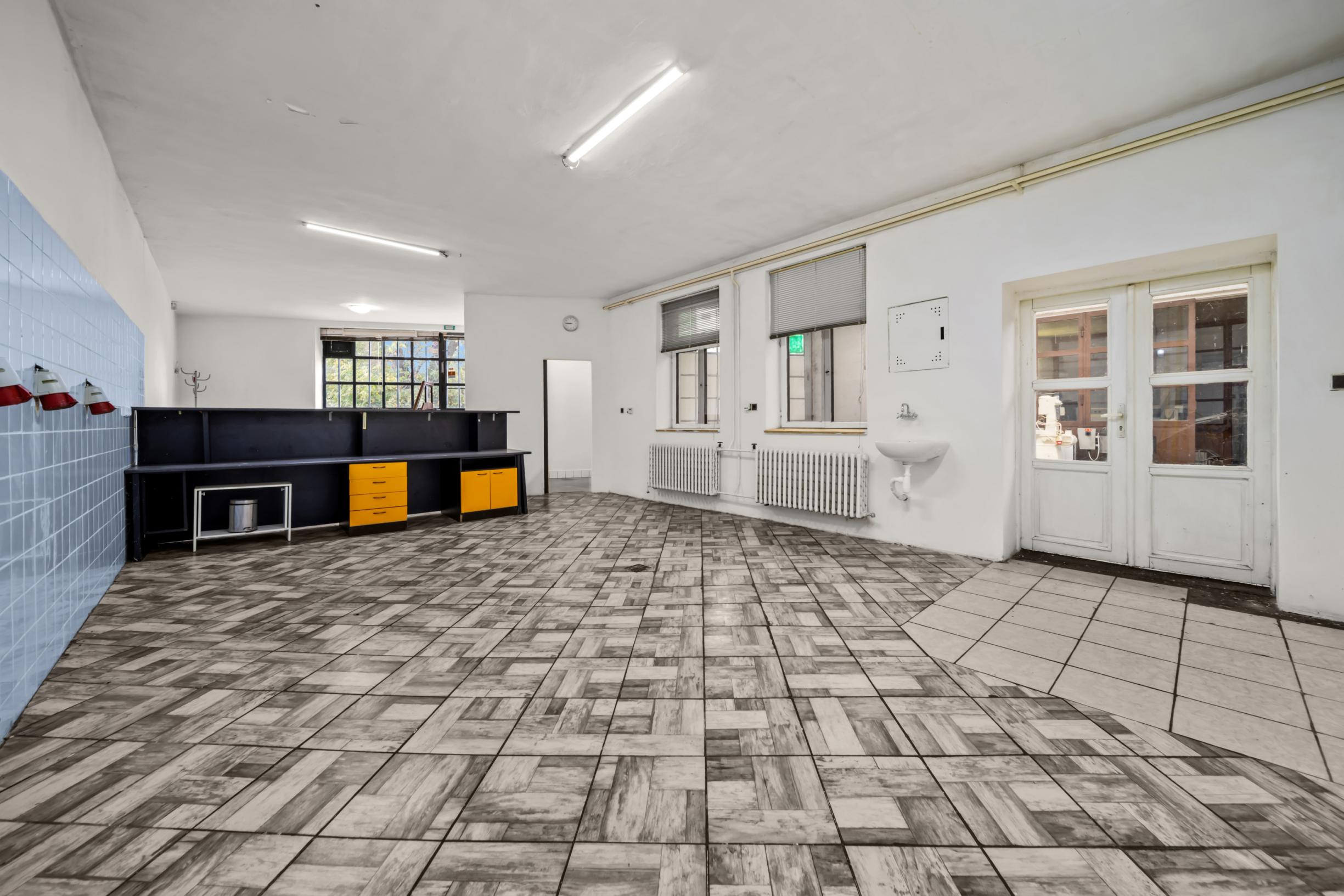 Predaj prevádzkovej budovy, BA II - Galvaniho ul.