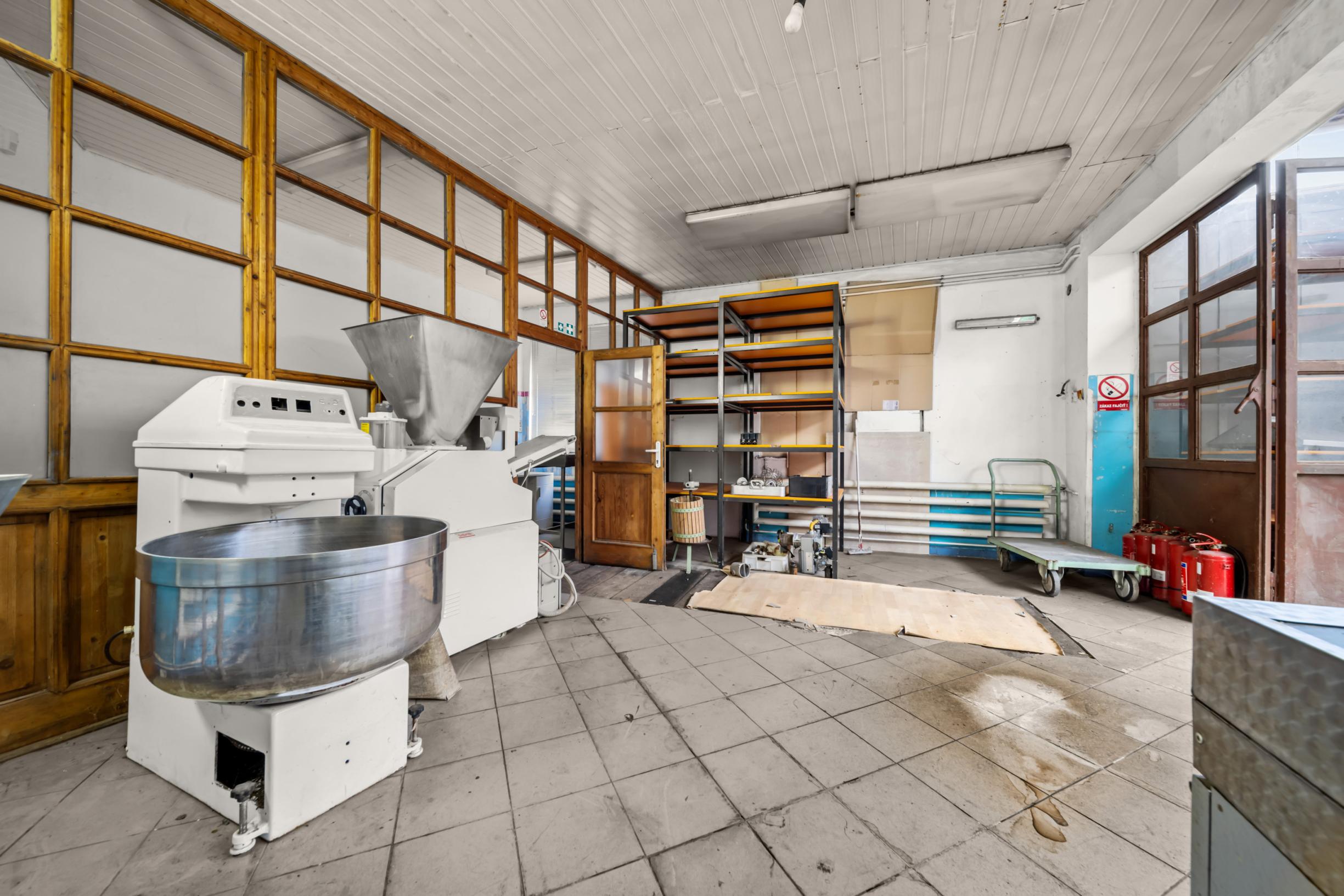 Predaj prevádzkovej budovy, BA II - Galvaniho ul.