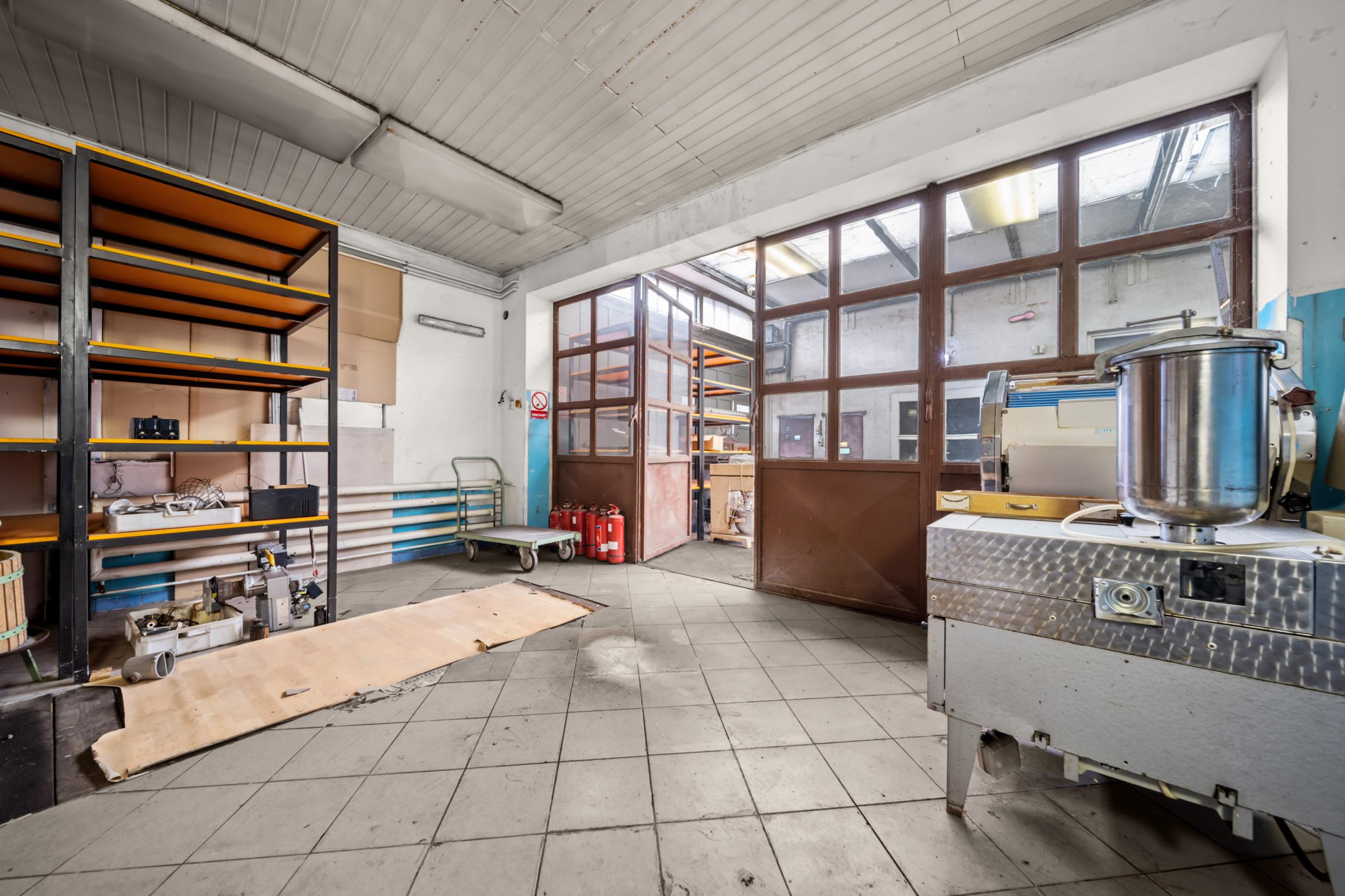 Predaj prevádzkovej budovy, BA II - Galvaniho ul.