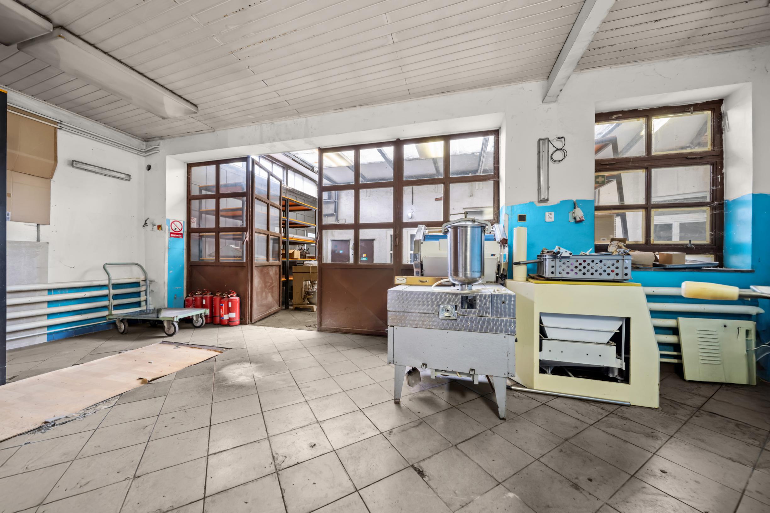 Predaj prevádzkovej budovy, BA II - Galvaniho ul.