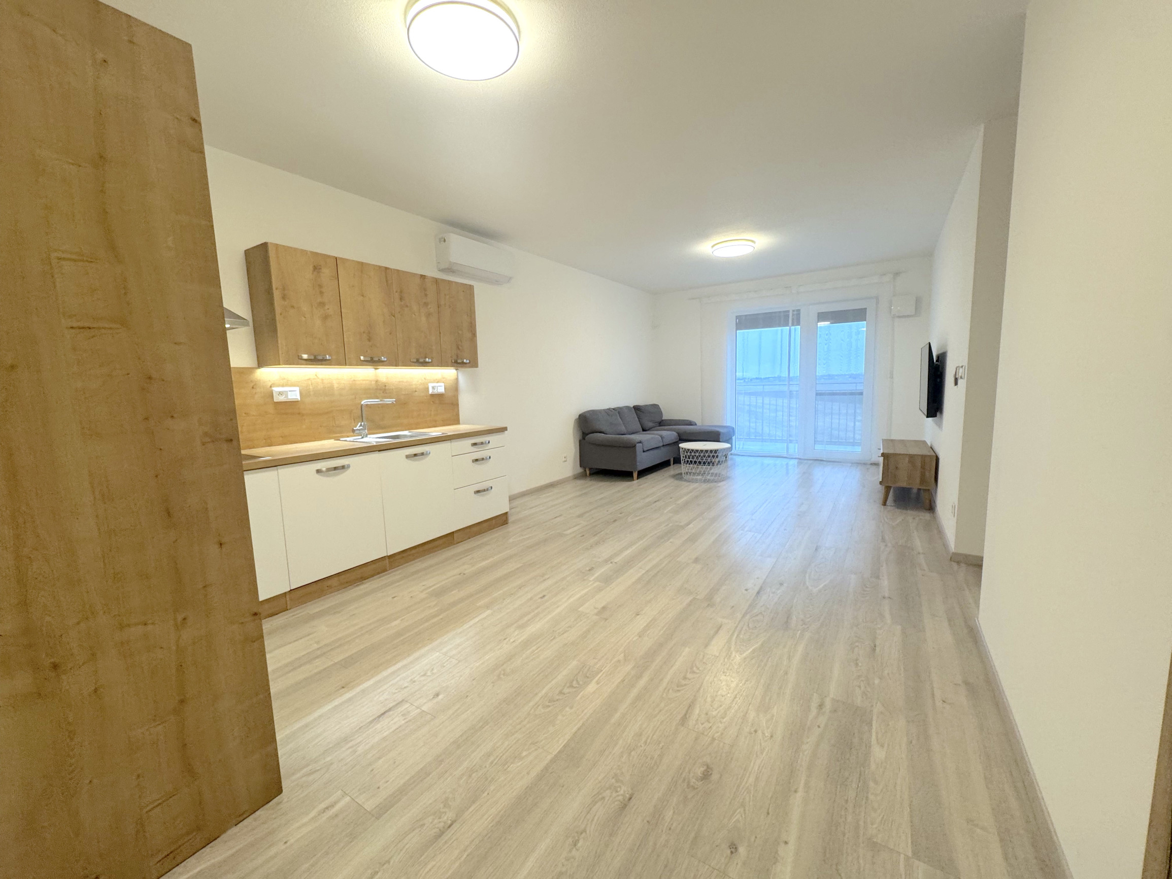 3 izbový byt s parkovaním na prenájom, Senec, novostavba