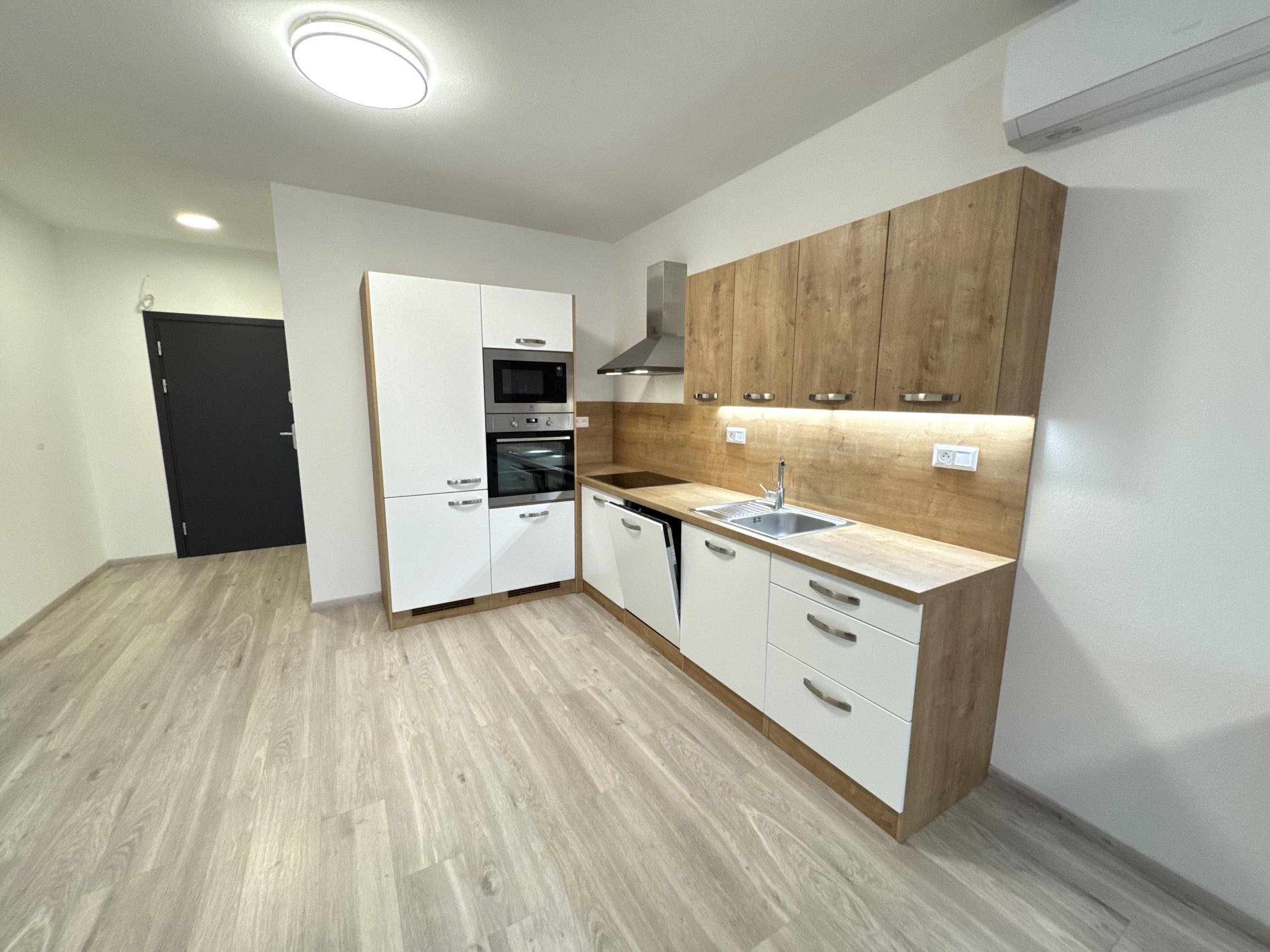 3 izbový byt s parkovaním na prenájom, Senec, novostavba