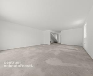 4-izbový byt s charakterom domu - skolaudované, Senec