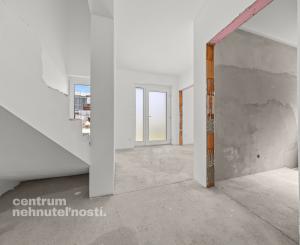 4-izbový byt s charakterom domu - skolaudované, Senec