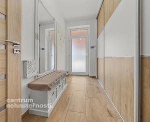 Priestranný 4 izbový dom s garážou, Senec - Hurbanova Ves