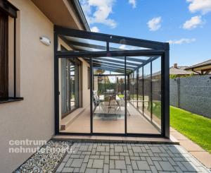 Priestranný 4 izbový dom s garážou, Senec - Hurbanova Ves