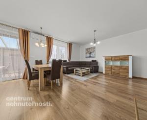 Priestranný 4 izbový dom s garážou, Senec - Hurbanova Ves