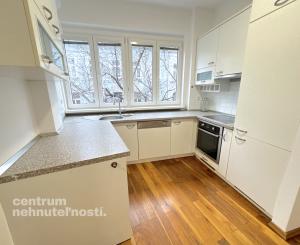 3 izbový byt na prenájom priamo v Starom meste