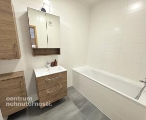 3 izbový byt s parkovaním na prenájom, Senec, novostavba