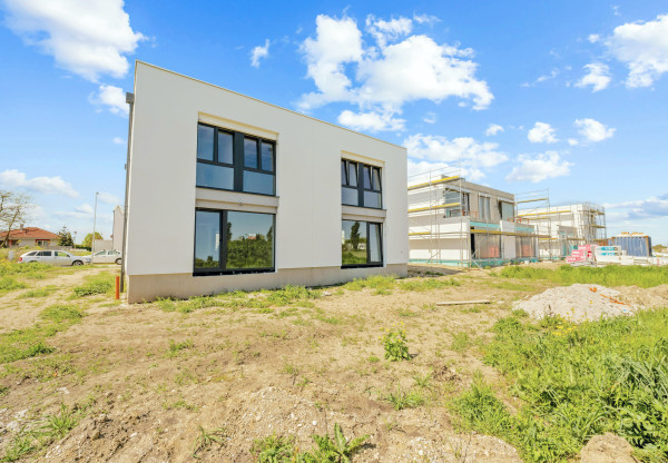 4-izbový byt s charakterom domu - skolaudované, Senec