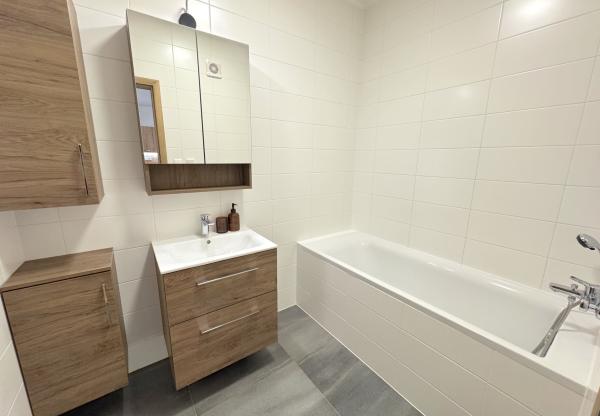 3 izbový byt s parkovaním na prenájom, Senec, novostavba