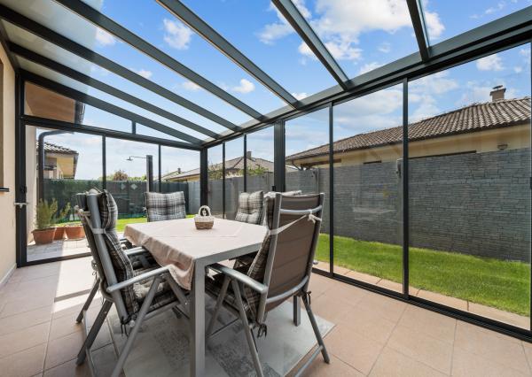 Priestranný 4 izbový dom s garážou, Senec - Hurbanova Ves