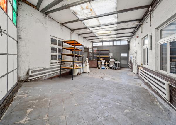 Predaj prevádzkovej budovy, BA II - Galvaniho ul.