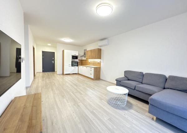 3 izbový byt s parkovaním na prenájom, Senec, novostavba