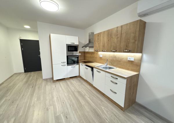 3 izbový byt s parkovaním na prenájom, Senec, novostavba