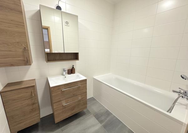 3 izbový byt s parkovaním na prenájom, Senec, novostavba