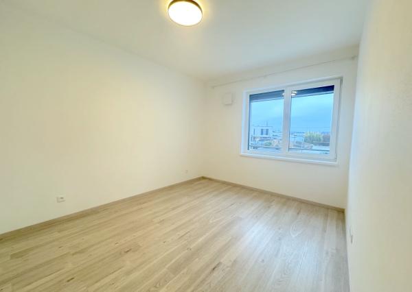 3 izbový byt s parkovaním na prenájom, Senec, novostavba