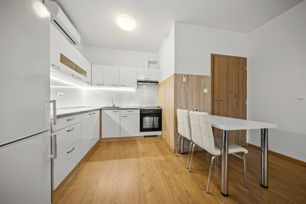 2 izbový byt s pivnicou, Ružinov, novostavba